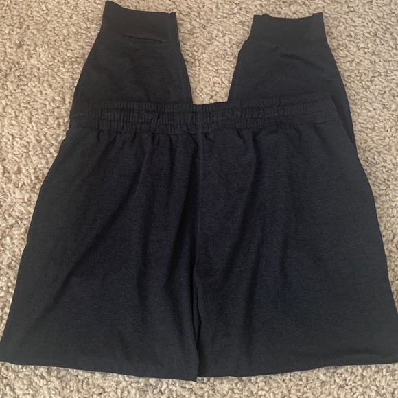 Vuori Classic Black Joggers with White Drawstring - Picture 3 of 8